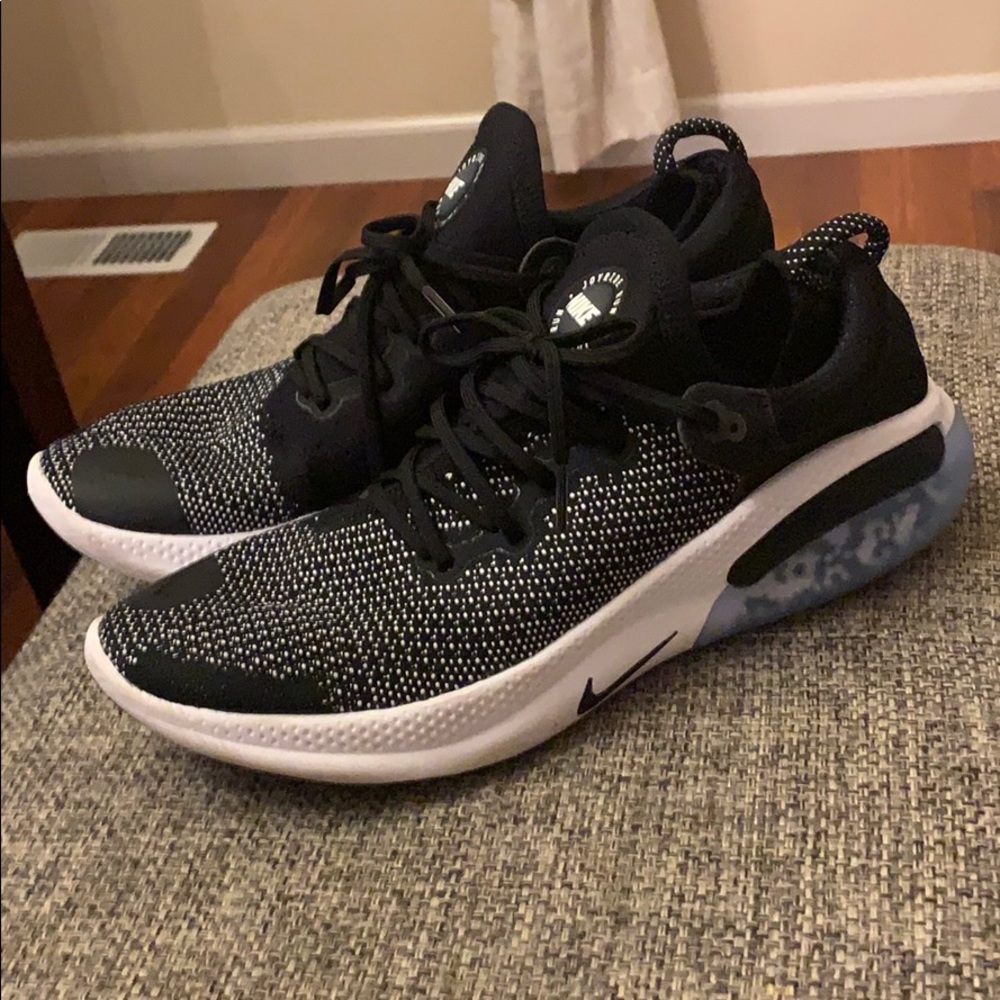 Nike joyride